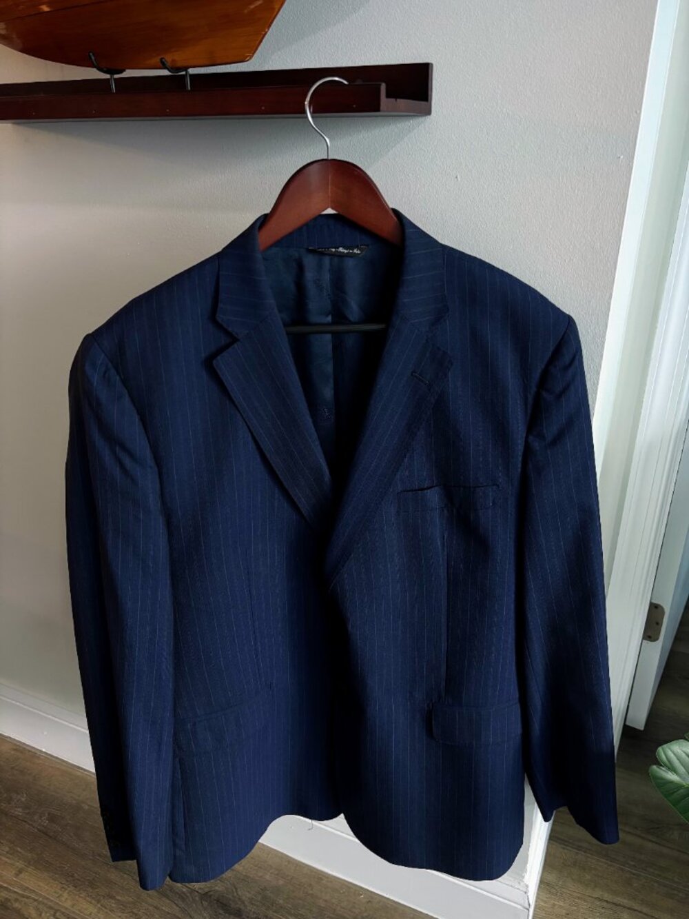 Ermenegildo Zegna for Saks Fifth Avenue Navy Pinstripe Wool Sport Coat Blazer Ma
